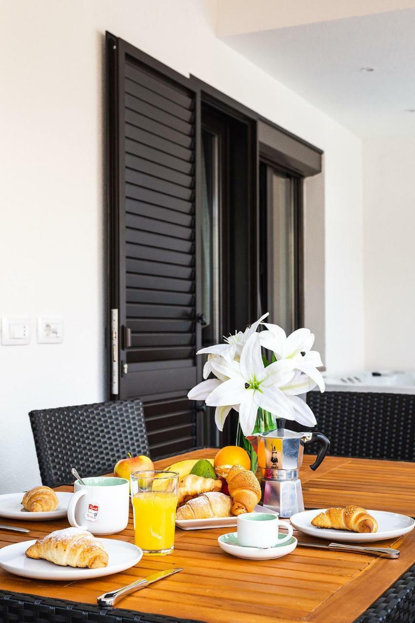 Apartment Auretta Novigrad  Luaran gambar